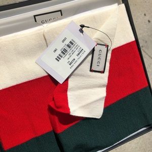 BRAND NEW GUCCI SCARF
